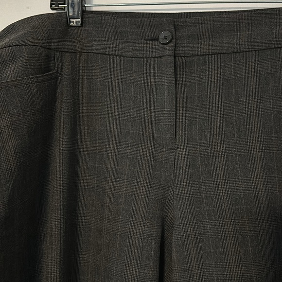 High Rise LB Pants - Picture 2 of 5